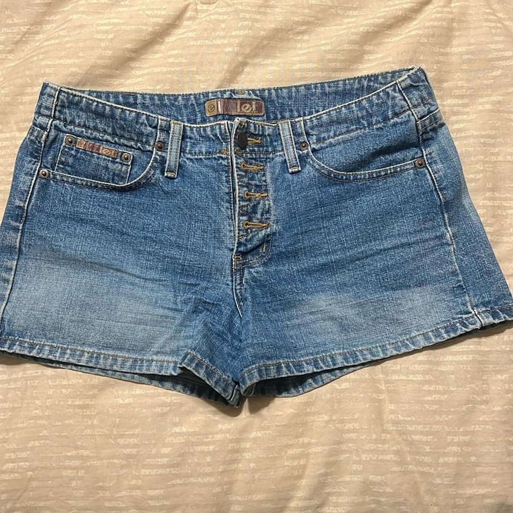 Lei denim shorts size 11.